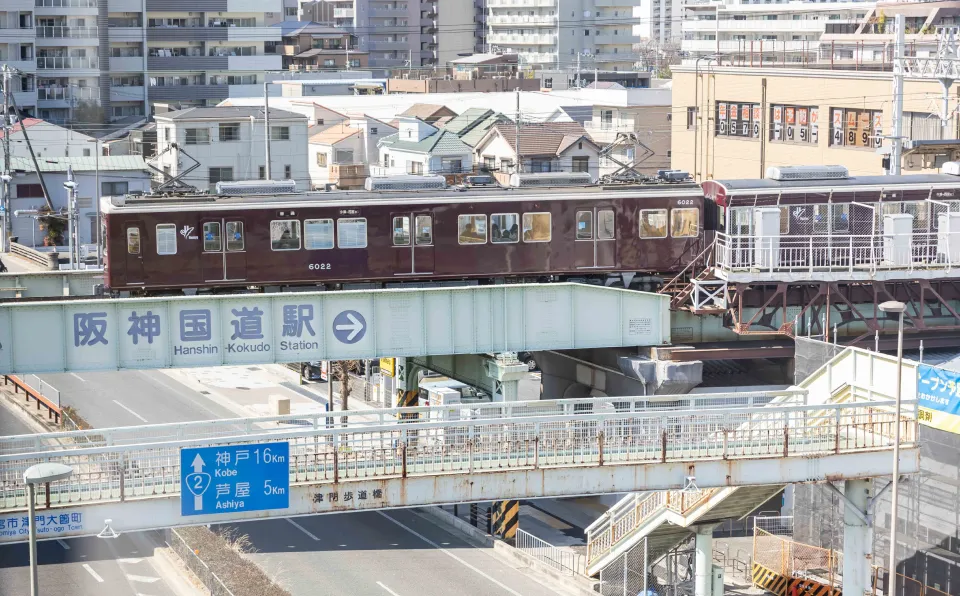 西宮市 阪神国道駅前クリニックビル 外観